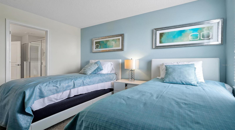 DAVENPORT, Florida 33896, 8 Bedrooms Bedrooms, ,5 BathroomsBathrooms,Residential,For Sale,FLANGE,0,MFRO6340250