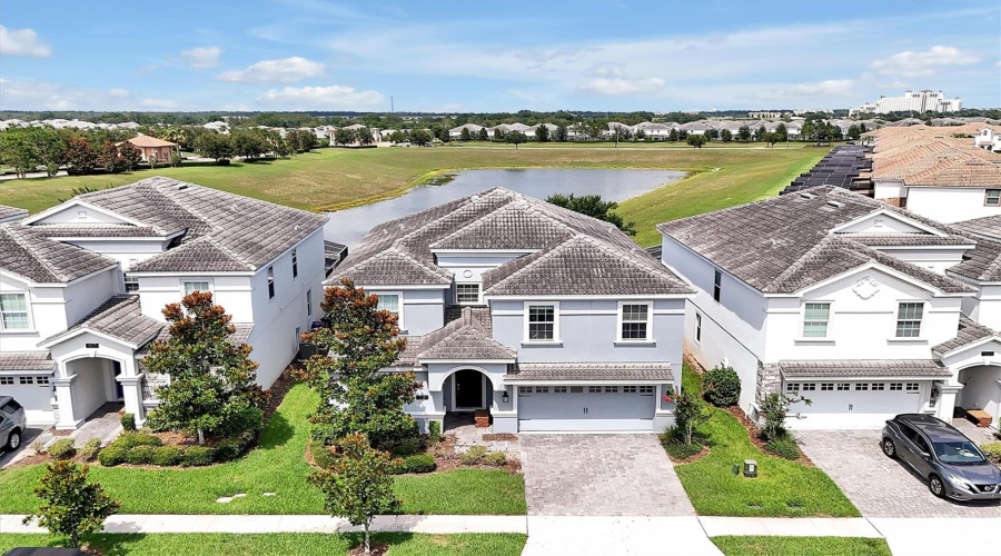 DAVENPORT, Florida 33896, 8 Bedrooms Bedrooms, ,5 BathroomsBathrooms,Residential,For Sale,FLANGE,0,MFRO6340250