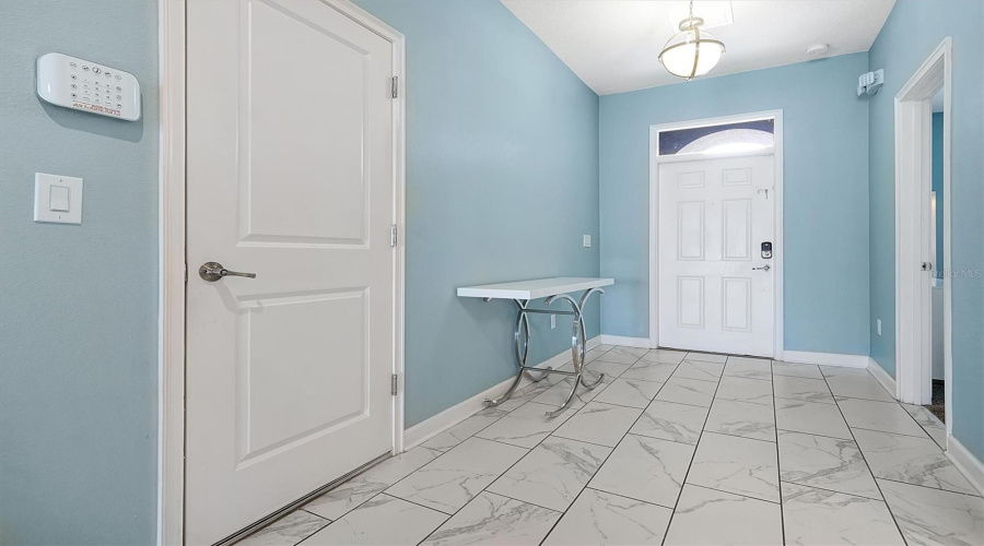 DAVENPORT, Florida 33896, 8 Bedrooms Bedrooms, ,5 BathroomsBathrooms,Residential,For Sale,FLANGE,0,MFRO6340250