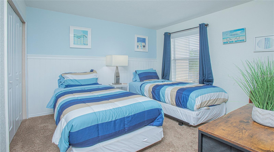 DAVENPORT, Florida 33897, 4 Bedrooms Bedrooms, ,3 BathroomsBathrooms,Residential,For Sale,PALERMO,0,MFRL4955485
