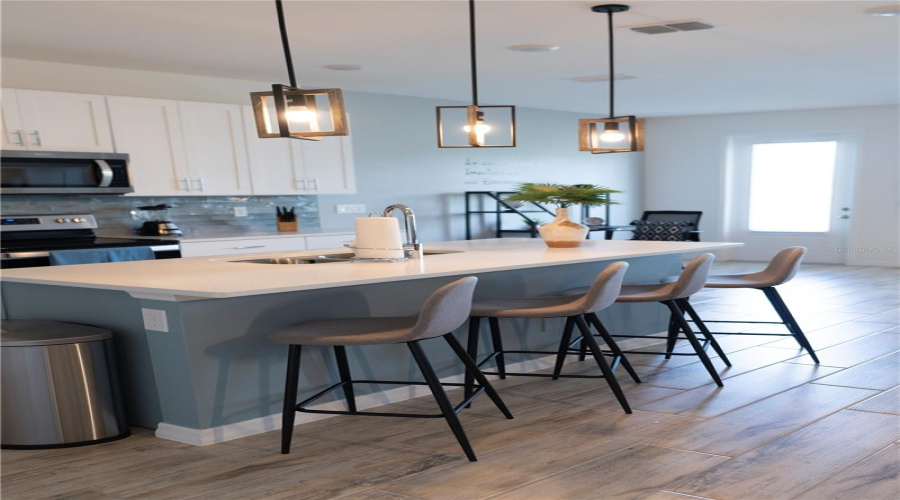 DAVENPORT, Florida 33896, 3 Bedrooms Bedrooms, ,2 BathroomsBathrooms,Residential,For Sale,BENOI,0,MFRS5133506