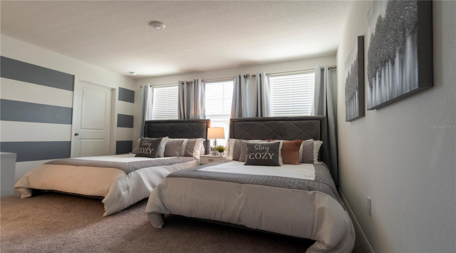 DAVENPORT, Florida 33896, 3 Bedrooms Bedrooms, ,2 BathroomsBathrooms,Residential,For Sale,BENOI,0,MFRS5133506