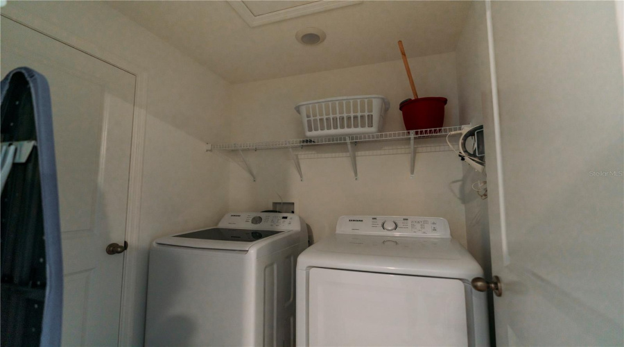 DAVENPORT, Florida 33896, 3 Bedrooms Bedrooms, ,2 BathroomsBathrooms,Residential,For Sale,BENOI,0,MFRS5133506