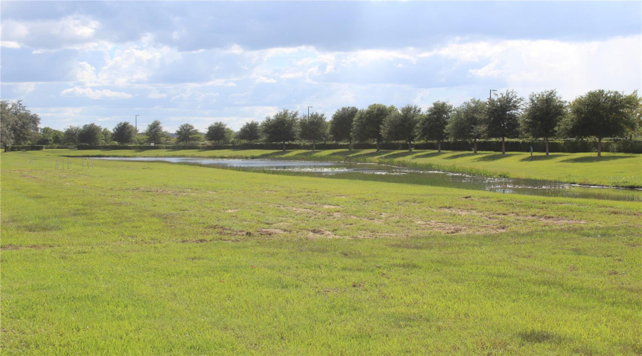DAVENPORT, Florida 33896, 3 Bedrooms Bedrooms, ,2 BathroomsBathrooms,Residential,For Sale,BENOI,0,MFRS5133506