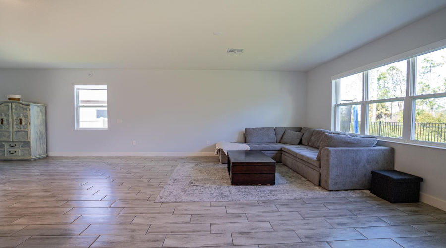 DAVENPORT, Florida 33837, 4 Bedrooms Bedrooms, ,2 BathroomsBathrooms,Residential,For Sale,OVERLOOK CT,0,MFRP4936115