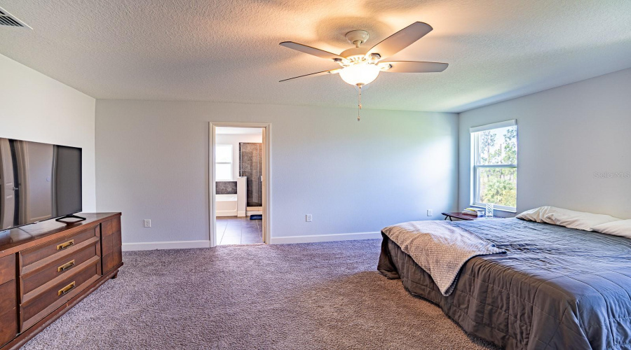 DAVENPORT, Florida 33837, 4 Bedrooms Bedrooms, ,2 BathroomsBathrooms,Residential,For Sale,OVERLOOK CT,0,MFRP4936115