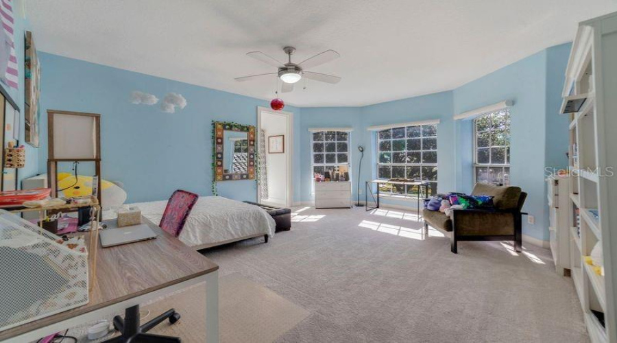 ORLANDO, Florida 32836, 6 Bedrooms Bedrooms, ,5 BathroomsBathrooms,Residential,For Sale,SOUTHERN BREEZE,0,MFRO6334731