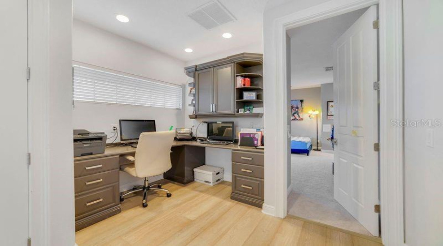 ORLANDO, Florida 32836, 6 Bedrooms Bedrooms, ,5 BathroomsBathrooms,Residential,For Sale,SOUTHERN BREEZE,0,MFRO6334731