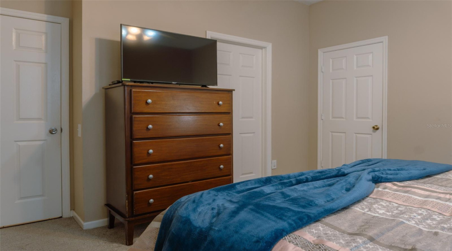 KISSIMMEE, Florida 34747, 5 Bedrooms Bedrooms, ,3 BathroomsBathrooms,Residential,For Sale,FAN PALM,0,MFRO6339969
