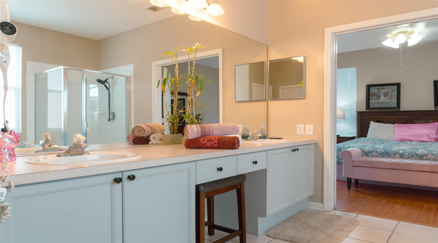 KISSIMMEE, Florida 34747, 5 Bedrooms Bedrooms, ,3 BathroomsBathrooms,Residential,For Sale,FAN PALM,0,MFRO6339969