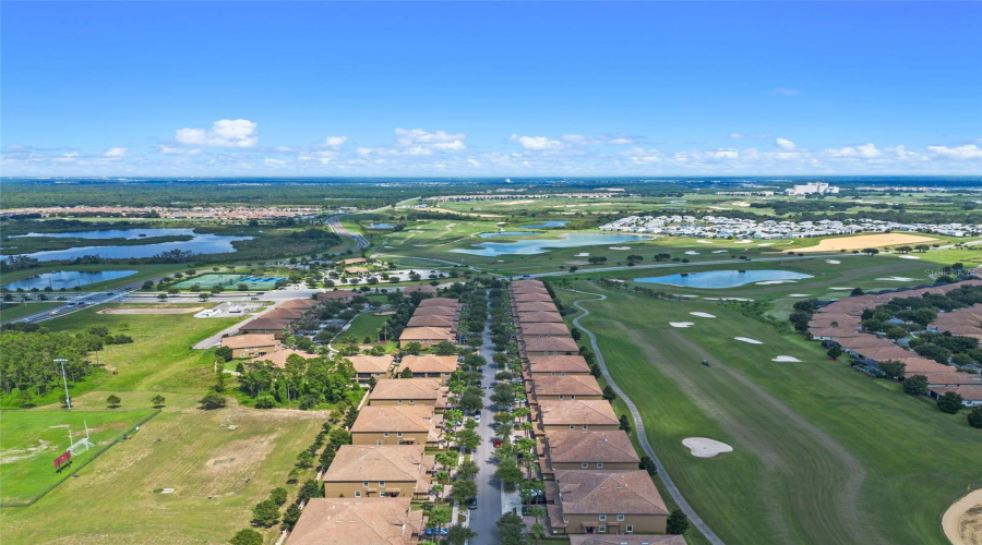 DAVENPORT, Florida 33896, 2 Bedrooms Bedrooms, ,2 BathroomsBathrooms,Residential,For Sale,AZALEA SANDS,0,MFRO6340141