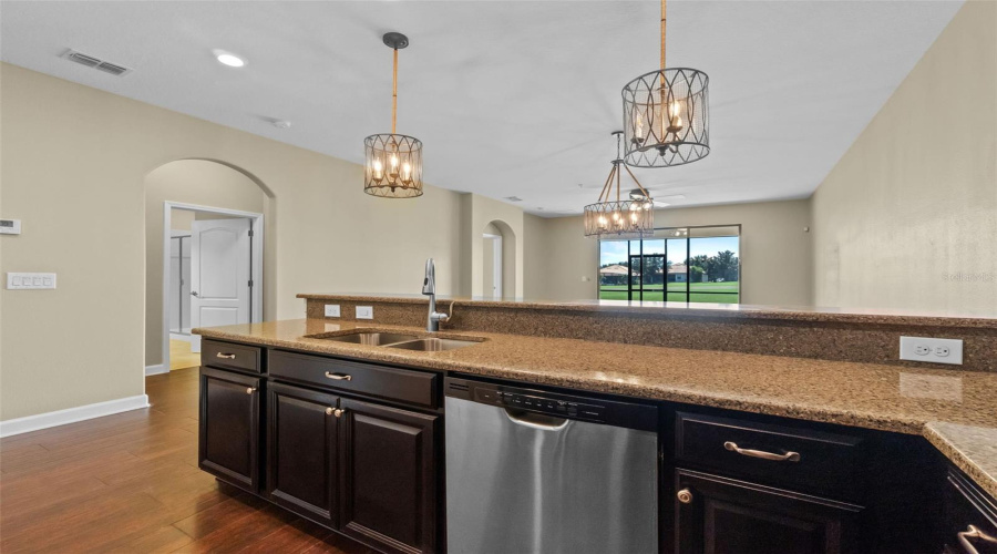 DAVENPORT, Florida 33896, 2 Bedrooms Bedrooms, ,2 BathroomsBathrooms,Residential,For Sale,AZALEA SANDS,0,MFRO6340141