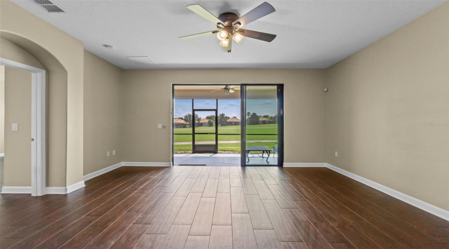 DAVENPORT, Florida 33896, 2 Bedrooms Bedrooms, ,2 BathroomsBathrooms,Residential,For Sale,AZALEA SANDS,0,MFRO6340141