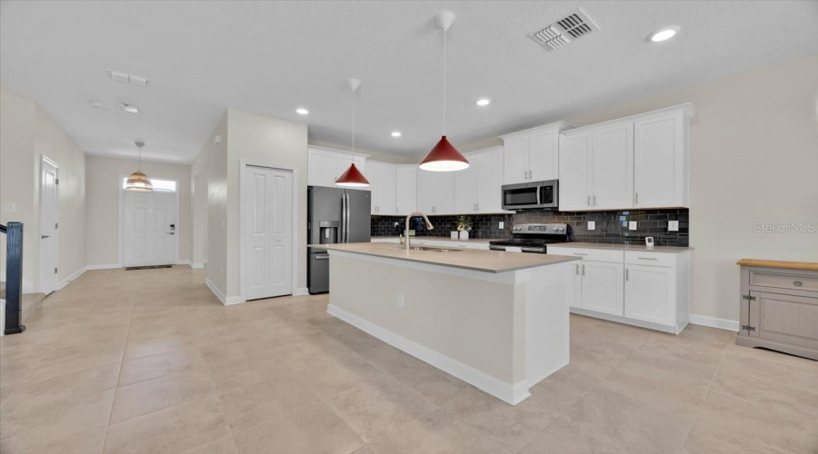 DAVENPORT, Florida 33837, 4 Bedrooms Bedrooms, ,3 BathroomsBathrooms,Residential,For Sale,BRUNSWICK,0,MFRS5117824