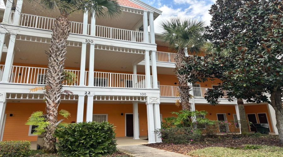 DAVENPORT, Florida 33897, 3 Bedrooms Bedrooms, ,2 BathroomsBathrooms,Residential,For Sale,ROGUES RETREAT,0,MFRS5133604