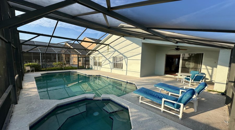 DAVENPORT, Florida 33897, 3 Bedrooms Bedrooms, ,2 BathroomsBathrooms,Residential,For Sale,CASSIA,0,MFRS5133422