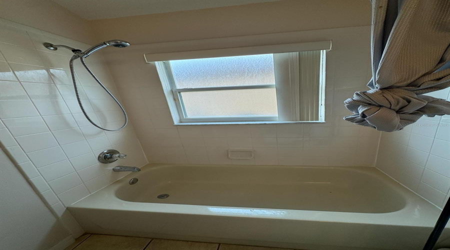 DAVENPORT, Florida 33897, 3 Bedrooms Bedrooms, ,2 BathroomsBathrooms,Residential,For Sale,CASSIA,0,MFRS5133422