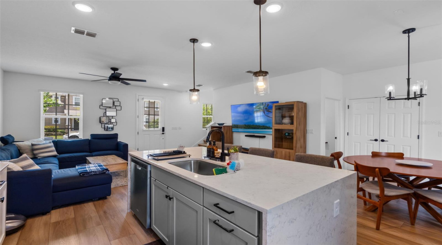 KISSIMMEE, Florida 34747, 3 Bedrooms Bedrooms, ,2 BathroomsBathrooms,Residential,For Sale,ISLAND VILLAGE,0,MFRO6323150
