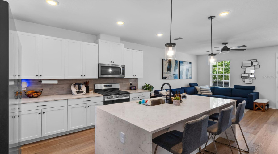 KISSIMMEE, Florida 34747, 3 Bedrooms Bedrooms, ,2 BathroomsBathrooms,Residential,For Sale,ISLAND VILLAGE,0,MFRO6323150