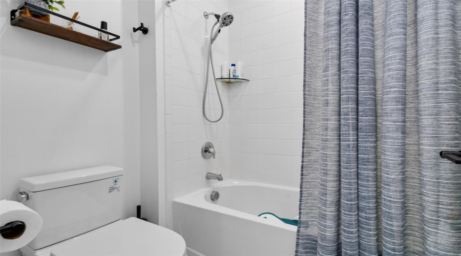 KISSIMMEE, Florida 34747, 3 Bedrooms Bedrooms, ,2 BathroomsBathrooms,Residential,For Sale,ISLAND VILLAGE,0,MFRO6323150