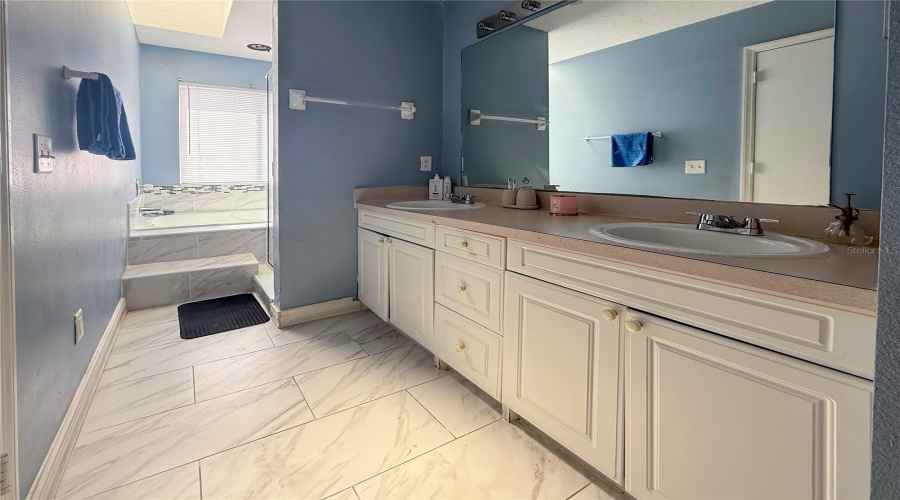 DAVENPORT, Florida 33897, 3 Bedrooms Bedrooms, ,3 BathroomsBathrooms,Residential,For Sale,CARIBBEAN,0,MFRS5125545