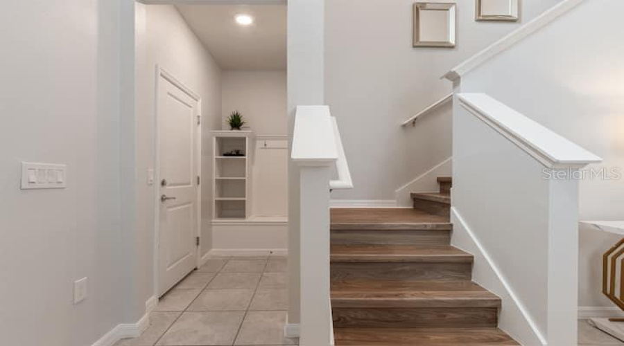DAVENPORT, Florida 33837, 5 Bedrooms Bedrooms, ,4 BathroomsBathrooms,Residential,For Sale,OAKMOSS,0,MFRO6340300