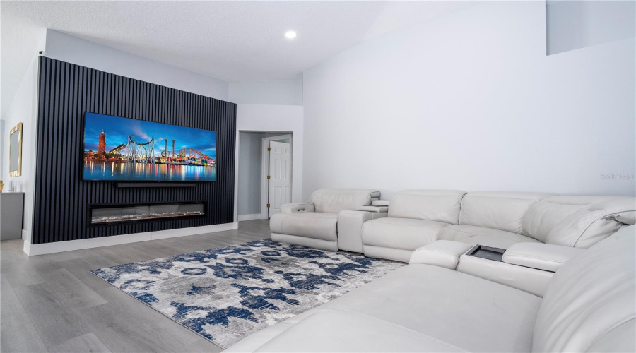 DAVENPORT, Florida 33897, 4 Bedrooms Bedrooms, ,2 BathroomsBathrooms,Residential,For Sale,JOCELYN,0,MFRO6340256