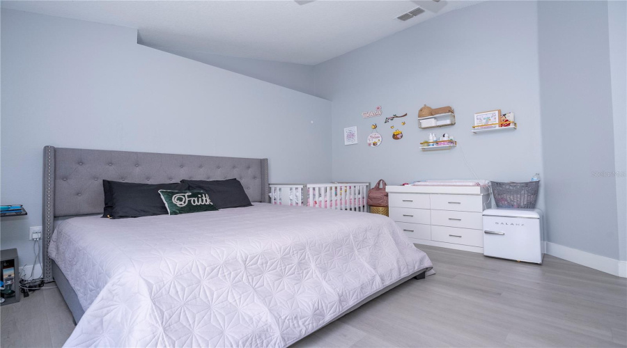 DAVENPORT, Florida 33897, 4 Bedrooms Bedrooms, ,2 BathroomsBathrooms,Residential,For Sale,JOCELYN,0,MFRO6340256