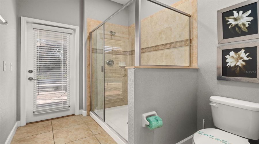 DAVENPORT, Florida 33896, 5 Bedrooms Bedrooms, ,4 BathroomsBathrooms,Residential,For Sale,MOON VALLEY,0,MFRO6340154