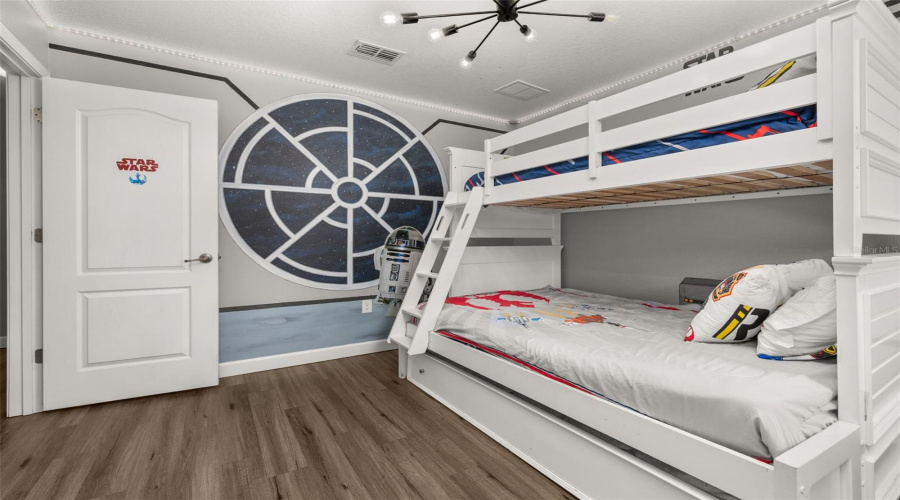 DAVENPORT, Florida 33896, 5 Bedrooms Bedrooms, ,4 BathroomsBathrooms,Residential,For Sale,MOON VALLEY,0,MFRO6340154