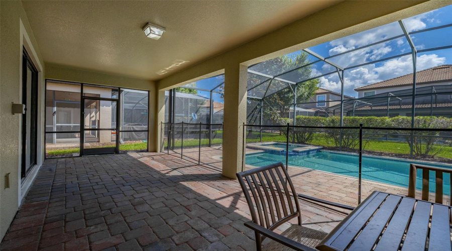 DAVENPORT, Florida 33896, 5 Bedrooms Bedrooms, ,4 BathroomsBathrooms,Residential,For Sale,MOON VALLEY,0,MFRO6340154
