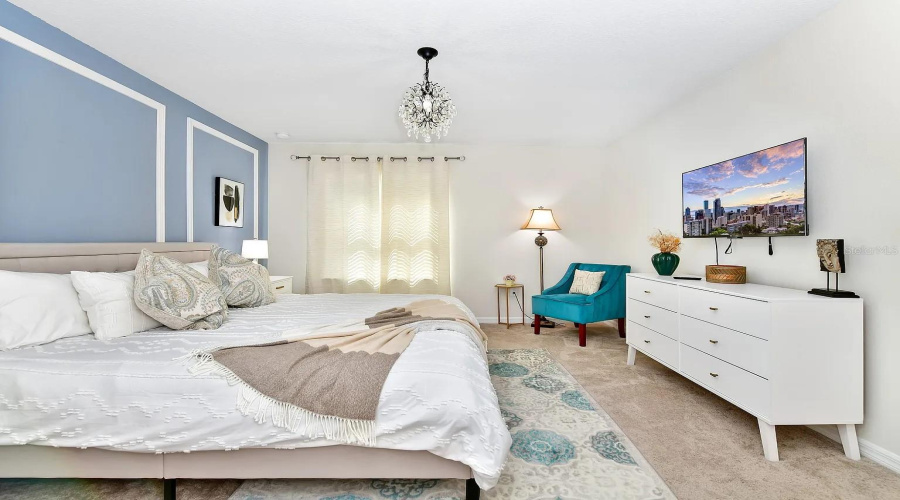 DAVENPORT, Florida 33837, 5 Bedrooms Bedrooms, ,4 BathroomsBathrooms,Residential,For Sale,OAKMOSS,0,MFRO6340341