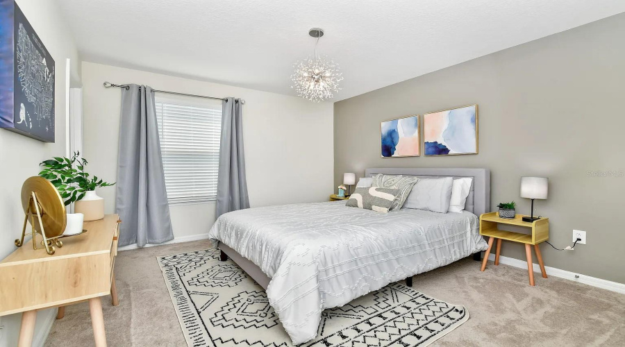 DAVENPORT, Florida 33837, 5 Bedrooms Bedrooms, ,4 BathroomsBathrooms,Residential,For Sale,OAKMOSS,0,MFRO6340341