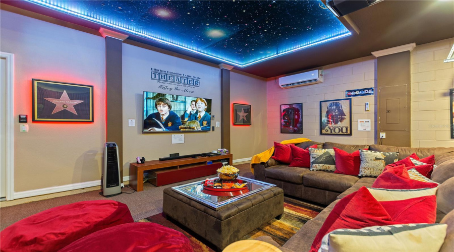 DAVENPORT, Florida 33837, 5 Bedrooms Bedrooms, ,4 BathroomsBathrooms,Residential,For Sale,MISTY OAK,0,MFRO6338615