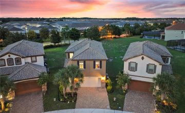 DAVENPORT, Florida 33837, 5 Bedrooms Bedrooms, ,4 BathroomsBathrooms,Residential,For Sale,MISTY OAK,0,MFRO6338615