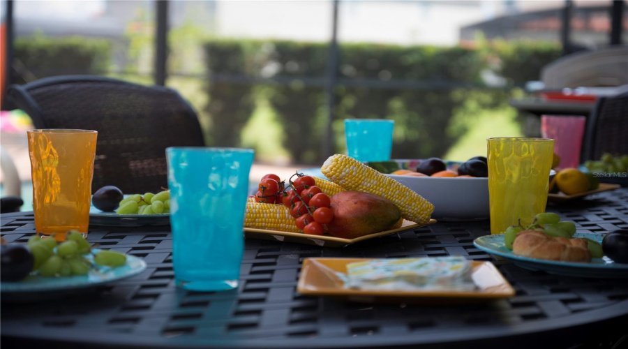 DAVENPORT, Florida 33837, 5 Bedrooms Bedrooms, ,4 BathroomsBathrooms,Residential,For Sale,MISTY OAK,0,MFRO6338615