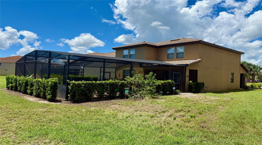 DAVENPORT, Florida 33837, 5 Bedrooms Bedrooms, ,4 BathroomsBathrooms,Residential,For Sale,MISTY OAK,0,MFRO6338615