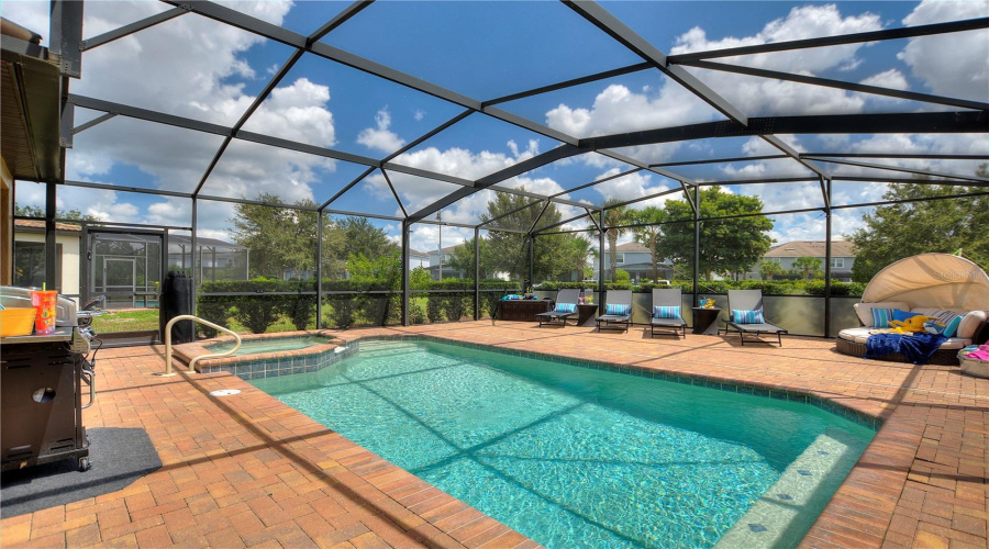 DAVENPORT, Florida 33837, 5 Bedrooms Bedrooms, ,4 BathroomsBathrooms,Residential,For Sale,MISTY OAK,0,MFRO6338615