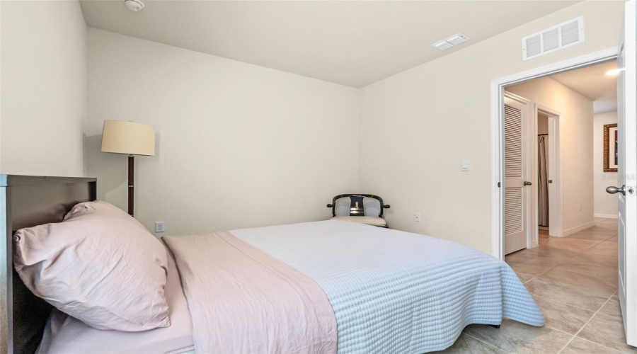 DAVENPORT, Florida 33837, 3 Bedrooms Bedrooms, ,2 BathroomsBathrooms,Residential,For Sale,BERRY,0,MFRO6339787