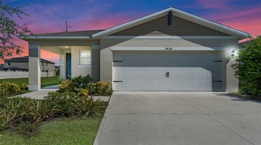 DAVENPORT, Florida 33837, 3 Bedrooms Bedrooms, ,2 BathroomsBathrooms,Residential,For Sale,BERRY,0,MFRO6339787