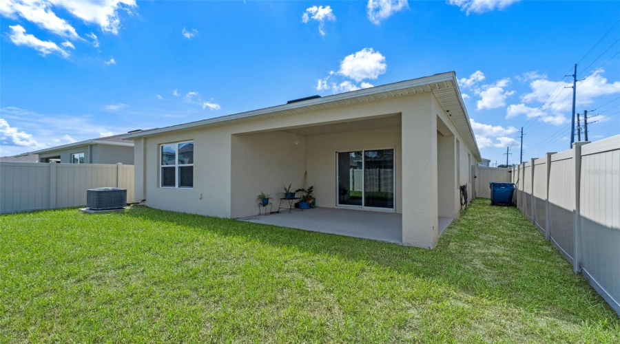DAVENPORT, Florida 33837, 3 Bedrooms Bedrooms, ,2 BathroomsBathrooms,Residential,For Sale,BERRY,0,MFRO6339787
