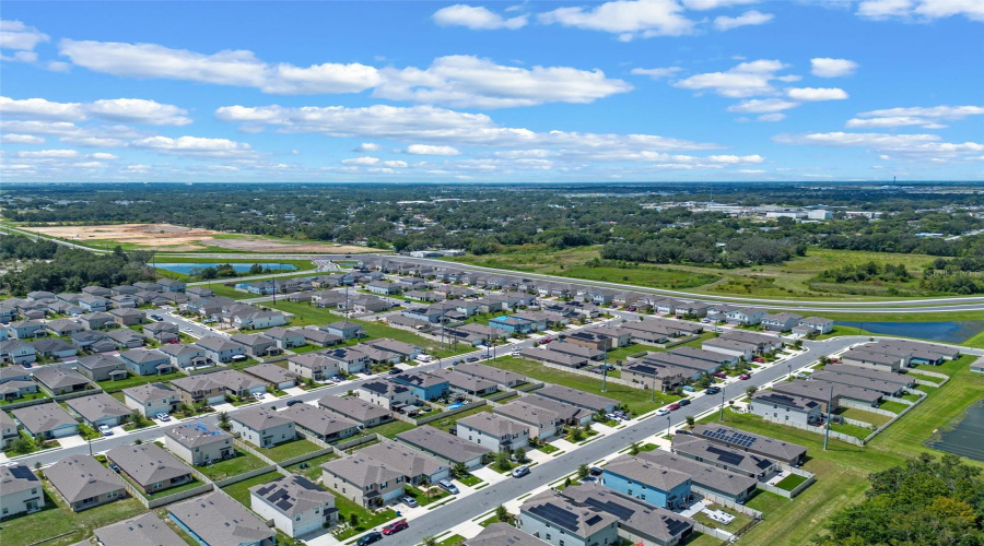 DAVENPORT, Florida 33837, 3 Bedrooms Bedrooms, ,2 BathroomsBathrooms,Residential,For Sale,BERRY,0,MFRO6339787