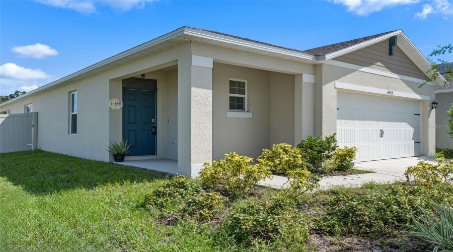 DAVENPORT, Florida 33837, 3 Bedrooms Bedrooms, ,2 BathroomsBathrooms,Residential,For Sale,BERRY,0,MFRO6339787