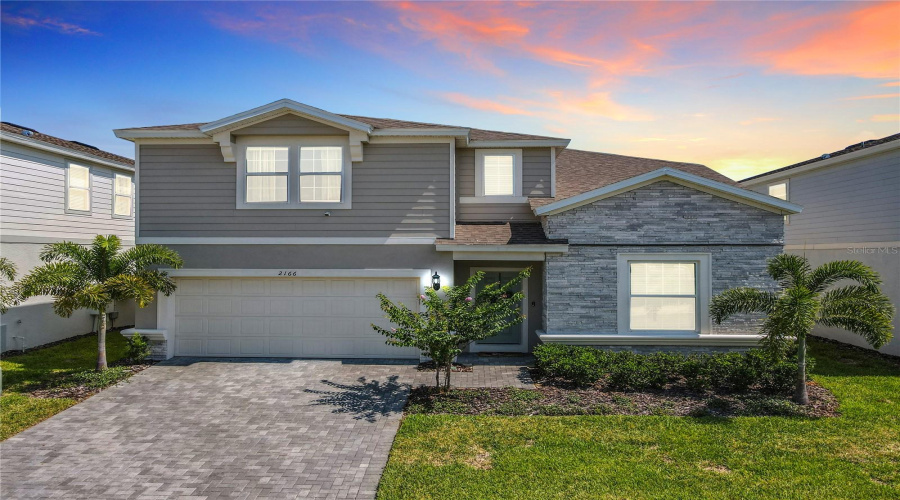 DAVENPORT, Florida 33897, 8 Bedrooms Bedrooms, ,6 BathroomsBathrooms,Residential,For Sale,LELANI,0,MFRO6339039