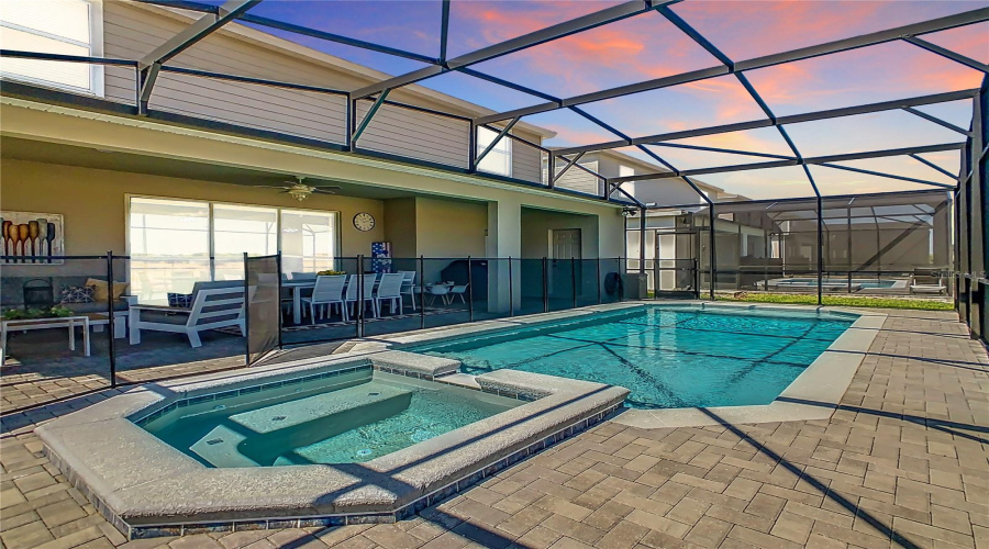 DAVENPORT, Florida 33897, 8 Bedrooms Bedrooms, ,6 BathroomsBathrooms,Residential,For Sale,LELANI,0,MFRO6339039