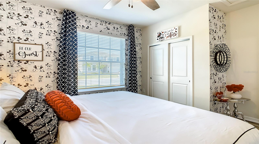 DAVENPORT, Florida 33897, 8 Bedrooms Bedrooms, ,6 BathroomsBathrooms,Residential,For Sale,LELANI,0,MFRO6339039