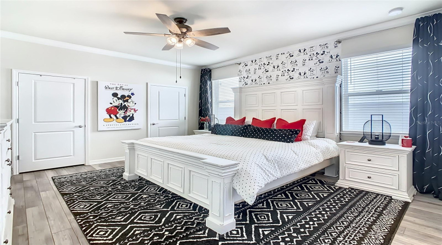 DAVENPORT, Florida 33897, 8 Bedrooms Bedrooms, ,6 BathroomsBathrooms,Residential,For Sale,LELANI,0,MFRO6339039