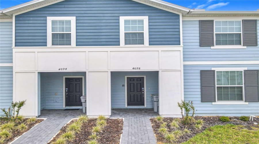 DAVENPORT, Florida 33897, 5 Bedrooms Bedrooms, ,4 BathroomsBathrooms,Residential,For Sale,LANA,0,MFRO6340326