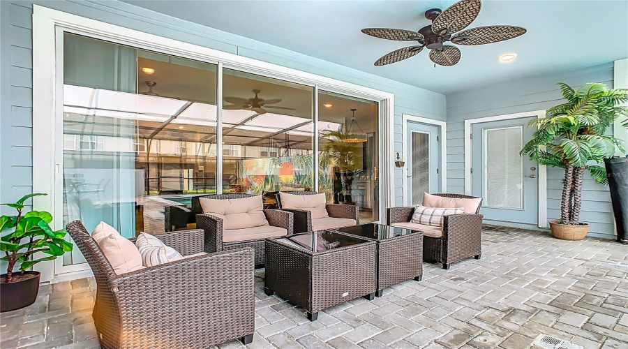 DAVENPORT, Florida 33897, 5 Bedrooms Bedrooms, ,4 BathroomsBathrooms,Residential,For Sale,LANA,0,MFRO6340326