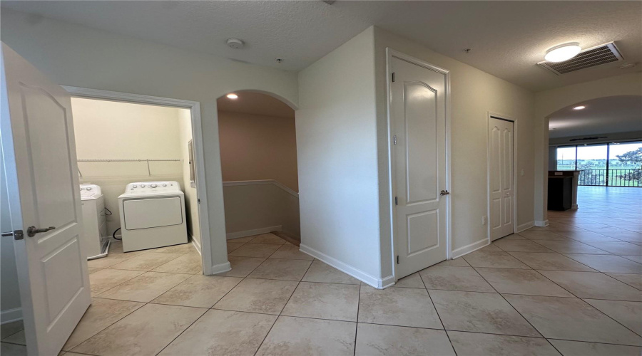 DAVENPORT, Florida 33896, 3 Bedrooms Bedrooms, ,2 BathroomsBathrooms,Residential,For Sale,AZALEA SANDS,0,MFRO6340096